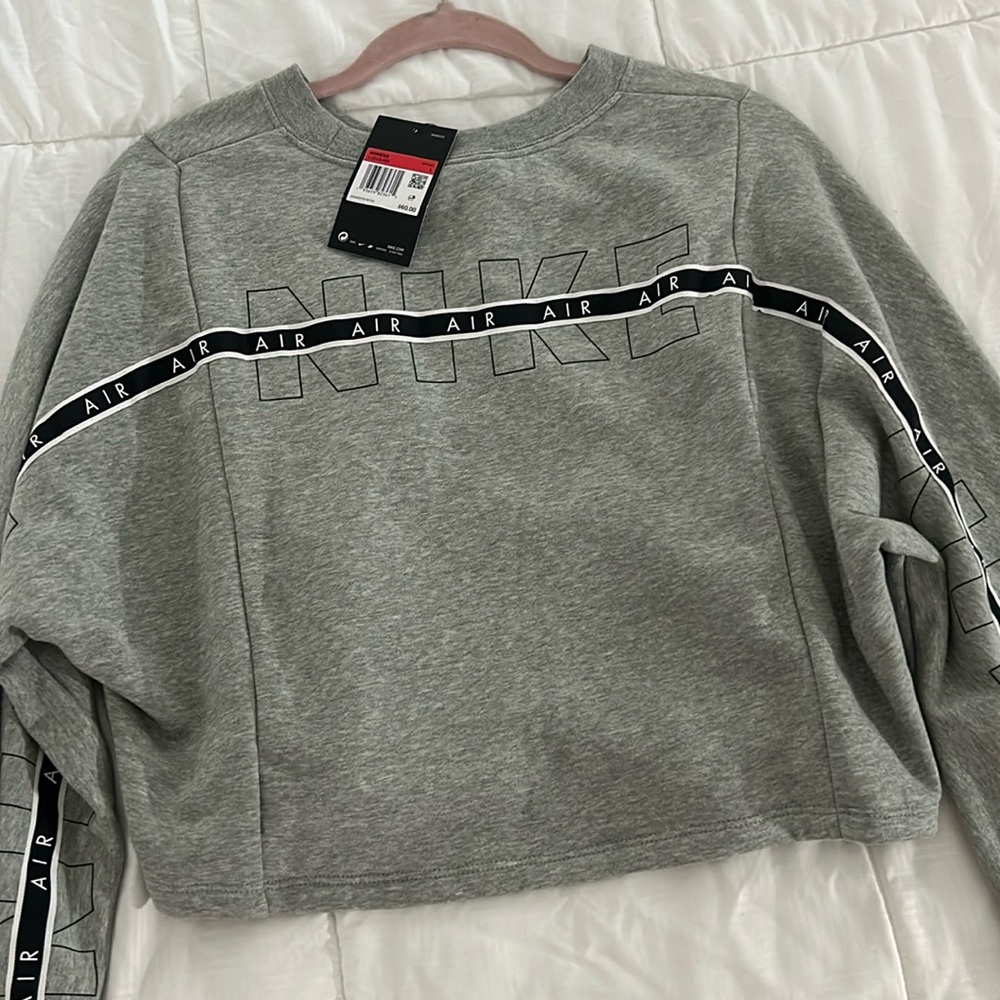 Nike crop top sweater